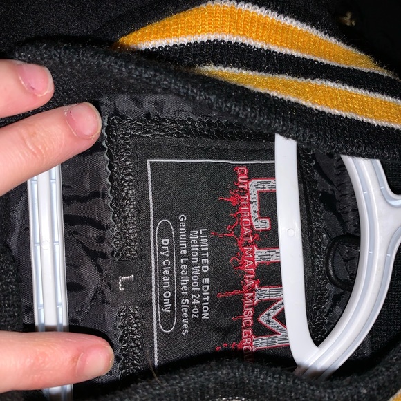 Varsity jacket - Picture 3 of 3